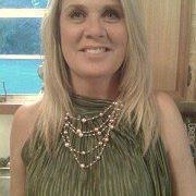 Lucy Nichols Photo 6