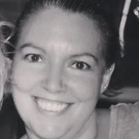 Amanda Poole Photo 8
