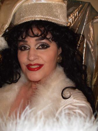 Linda Gillespie Photo 19