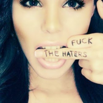 Elizabeth Malagon Photo 1