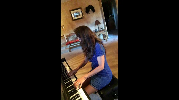 Laura Sullivan Photo 41