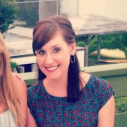 Megan Armstrong Photo 16
