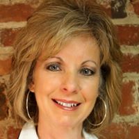 Deborah Eden Photo 7