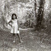 Claudia Lora Photo 6