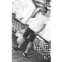 Eli Tucker Photo 1