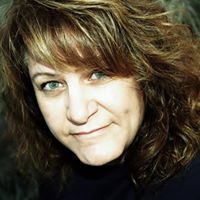 Deborah Harding Photo 7