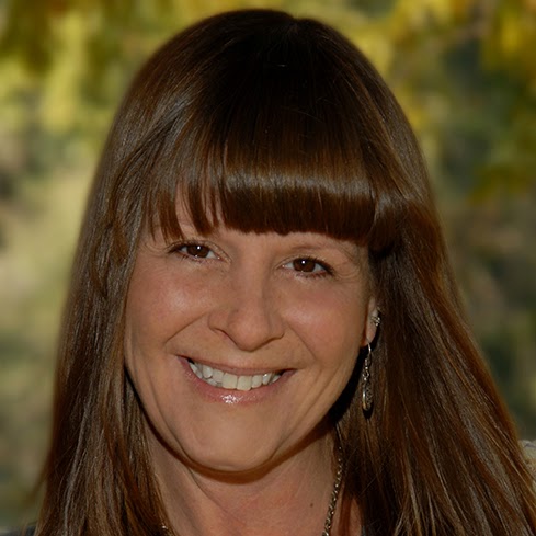 Melissa Derrick Photo 10