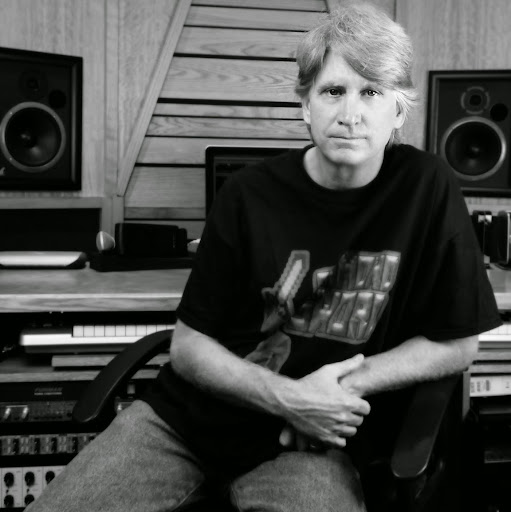 Dwayne Russell Photo 9