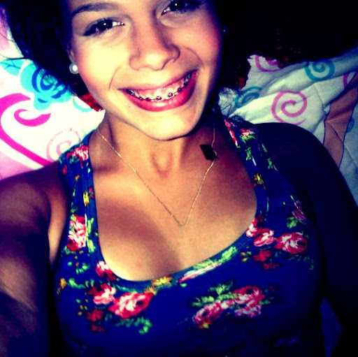 Arianna Gonzalez Photo 11