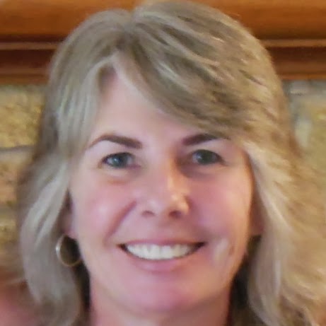 Paula Taylor Photo 12