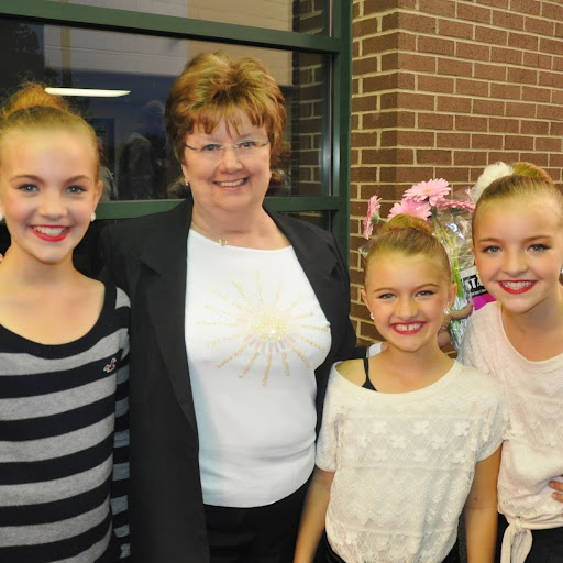 Marilyn Olson Photo 11