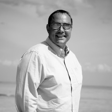 Daniel Schrader Photo 10
