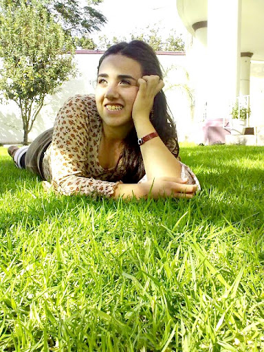 Karen Gamboa Photo 9