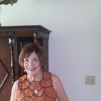 Martha Hoff Photo 3