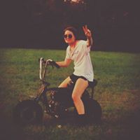 Kelly Heinz Photo 8