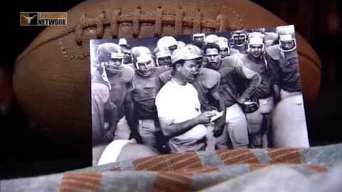 Darrell Royal Photo 17