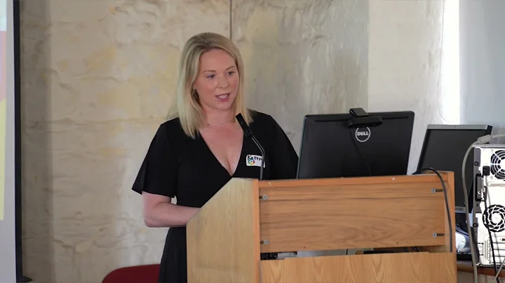 Karen Gaynor Photo 26