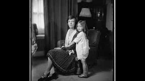 Alice Hathaway Photo 19