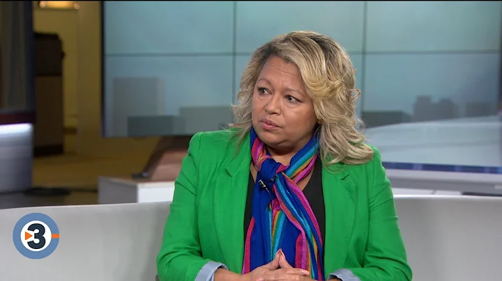 Gloria Reyes Photo 31