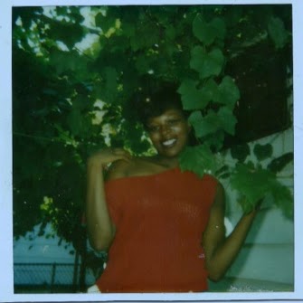 Lora Campbell Photo 13
