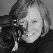Julie Lyle Photo 3