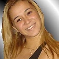 Stephanie Mattos Photo 2