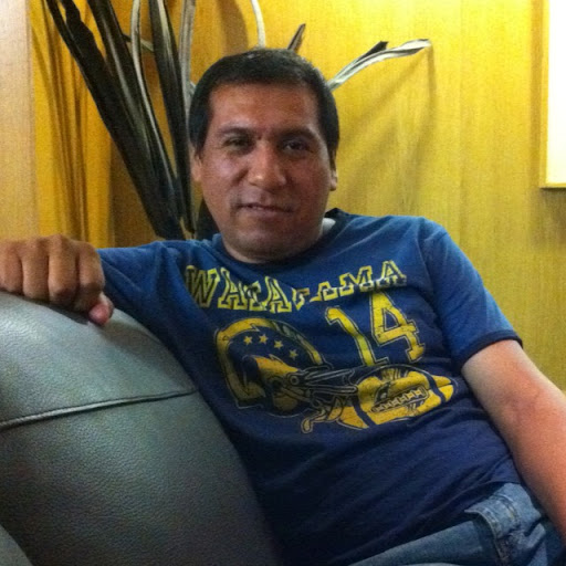 Edwin Paredes Photo 12