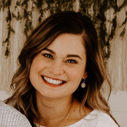 Alexis Snell Photo 9
