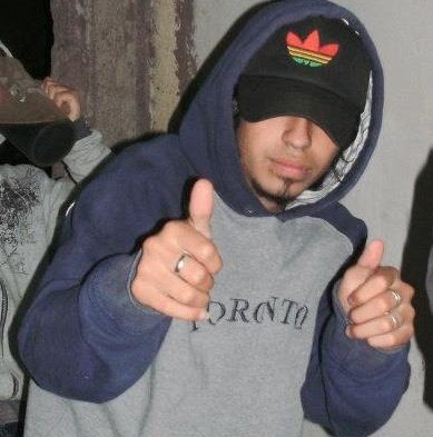 Johnny Ortiz Photo 12