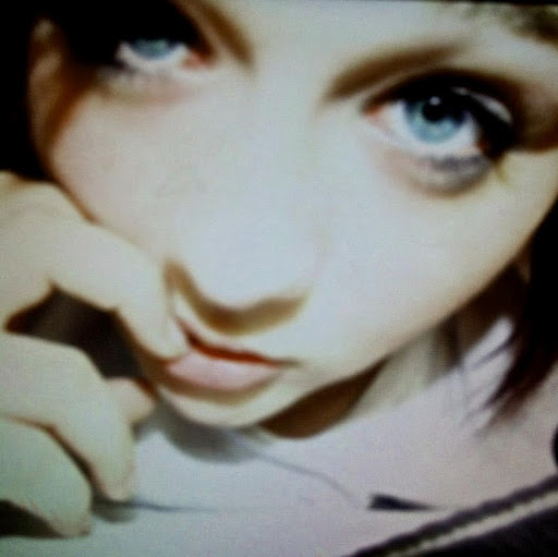 Becky Ross Photo 14