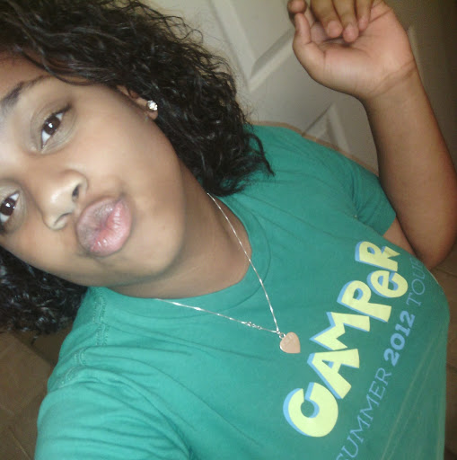 Candice Taylor Photo 14