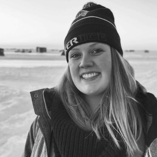 Erika Olson Photo 14