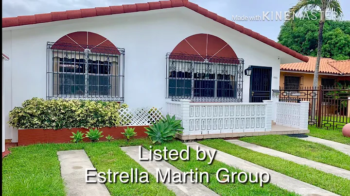 Estrella Martin Photo 29