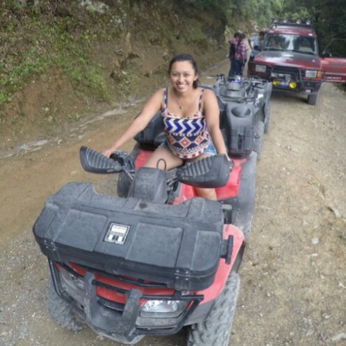 Melisa Ruiz Photo 9
