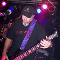 Dennis Gee Photo 7