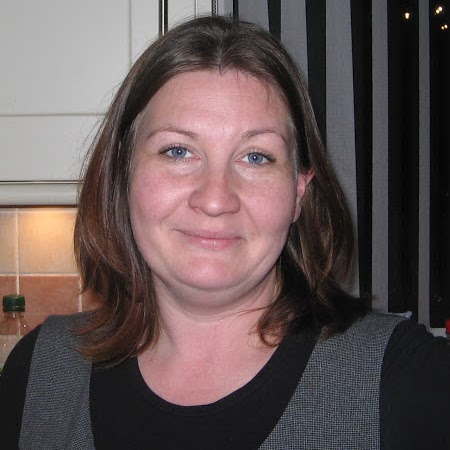 Diane Moffat Photo 9