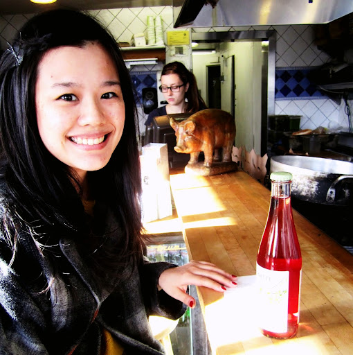 Sarah Chen Photo 15