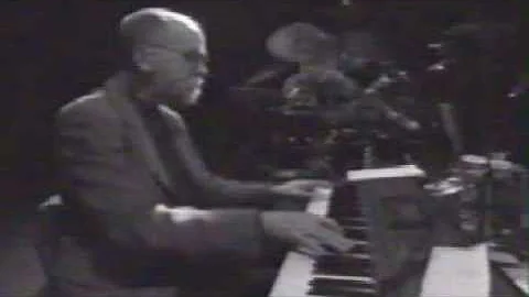 Russell Griffith Photo 30