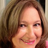 Connie Yates Photo 8