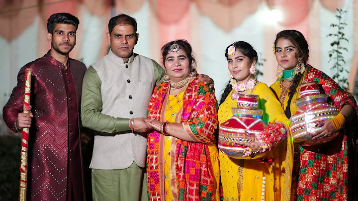 Devinder Kaur Photo 25