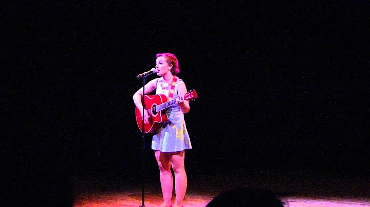 Leah Erickson Photo 33