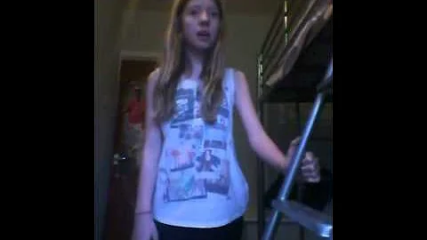 Becky Bradford Photo 32