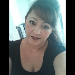 Maxine Silva Photo 15