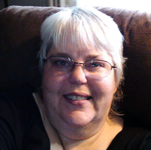 Michele Arnold Photo 15