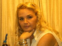 Samantha Maynard Photo 18