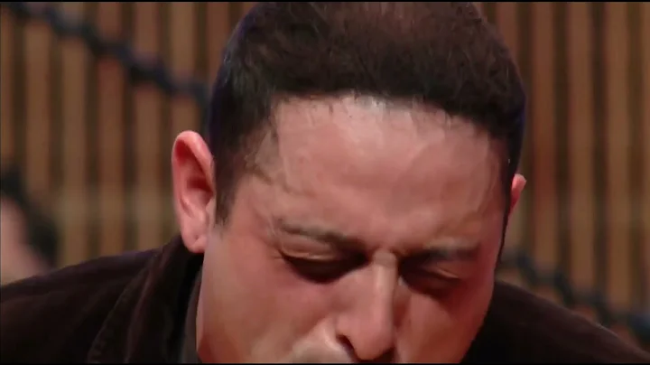 Alejandro Barragan Photo 27