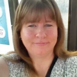 Lesley Palmer Photo 9