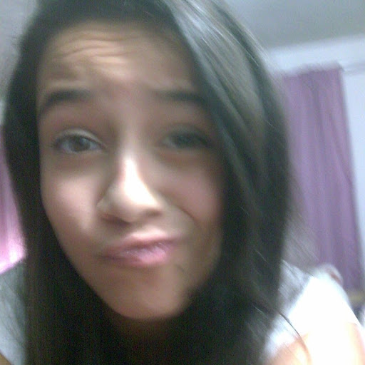 Julia Malik Photo 11