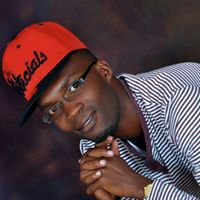 Dennis Logan Photo 9