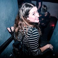 Karissa Bell Photo 7